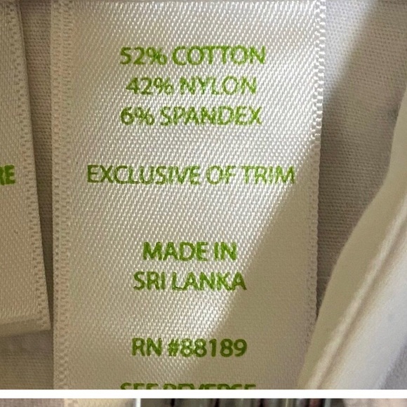 Lilly Pulitzer 5” inseam shorts in size 00 - Picture 4 of 7